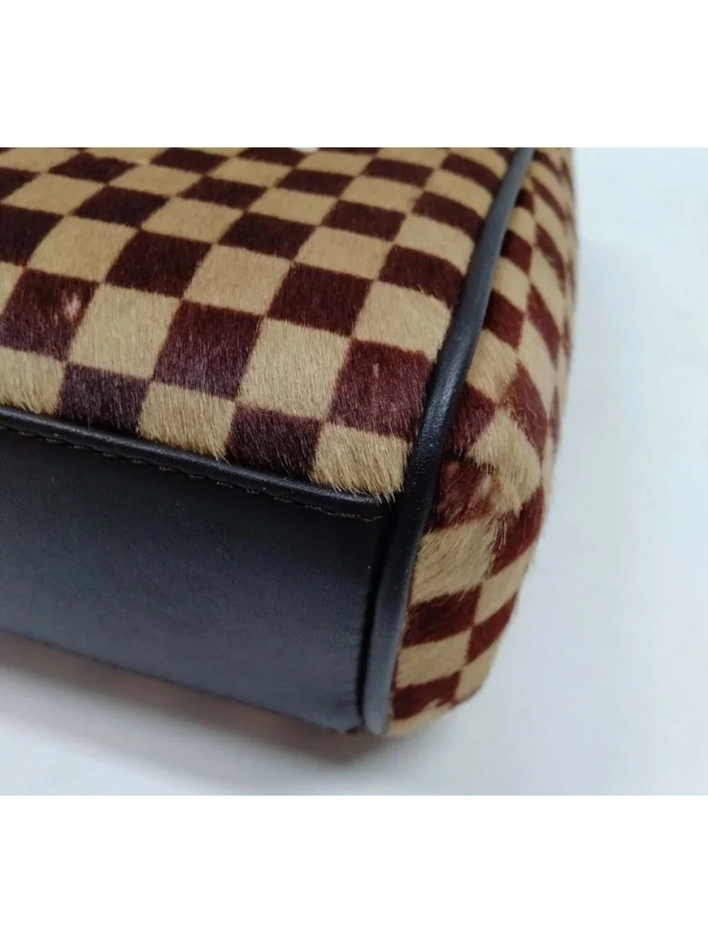 LIMITED EDITION Louis Vuitton  Damier Sauvage Lionne Pony Hair Handbag 623E191P